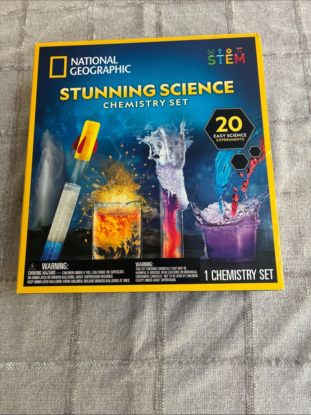 National Geographic Stunning Science Chemistry Set - Blue & Yellow